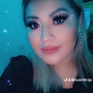 Meet your Posher, Noemi